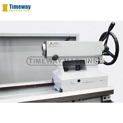BL-660C Metalen draaibank 36-1600 tpm Spindel snelheid bereik 660mm Max. Swing Over Bed