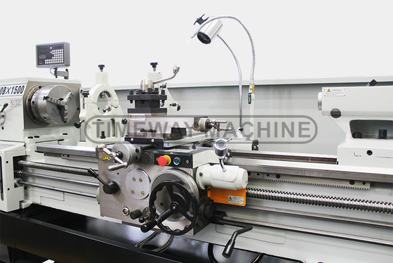 1500mm Afstand tussen centra en bouwwerken Gap-bed draaibank BL-500B voor metaal
