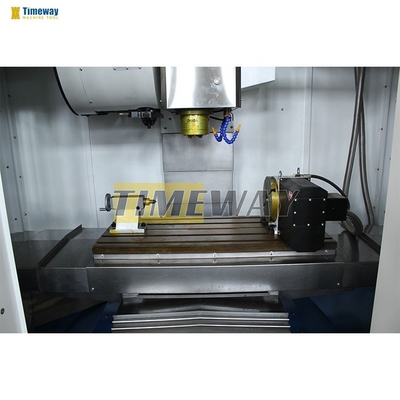 15m/min Snelvoersnelheid CNC Verticaal Bewerkingscentrum Freesmachine voor producten