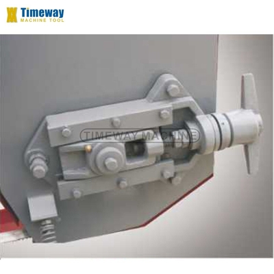 27/40/54/68/80m/min Blade Speed 2.2kw Horizontale Metal Band Sawer voor precisie snijden