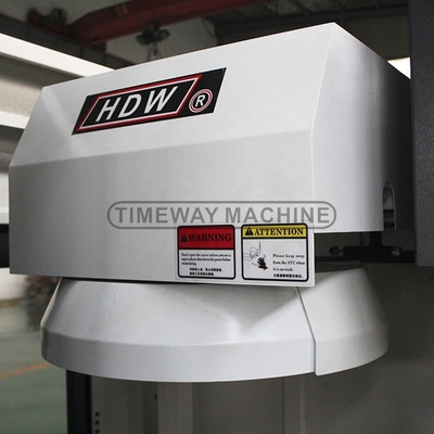 CNC-freesmachine VMC650G met tafelgrootte 1000*420mm Timeway 3 Axis Verticaal gemaakt