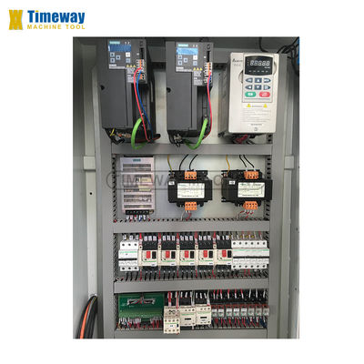 4 kW Kleine universele cilindrische molen voor videotechnische ondersteuning en na-service