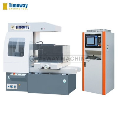 250 mm heen en weer reizen ZNC type EDM Sinker Machine/CNC EDM Machine Tool met 1