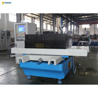 High Speed Wire Cutting EDM Machine met kabinet Computer Werkbank grootte 750*1140mm