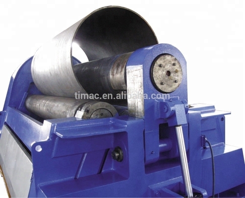 Vier rolplaten rollen HFR-30*2500 met voorbuigwerk en maximaal 30 mm dikte