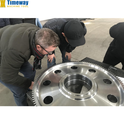 Machine voor het afschroeven van rekwielen op basis van cnc-machine YK1500 voor het afschroeven van rekwielen op basis van schijf 18000 kg gewicht