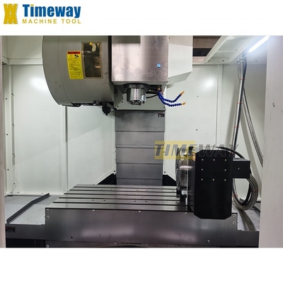 Hoogst gewaardeerde CNC-freesmachine voor metaal met 600 mm tafelreis en 8000 rpm spindelsnelheid