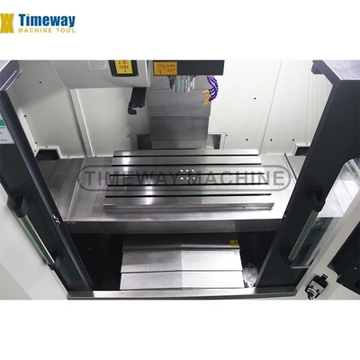 CNC-freesmachine voor het bewerken van metaal Tafelgrootte 1000*550mm Verticaal bewerkingscentrum