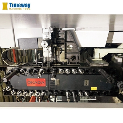 1800 mm Tafelreis CNC-freesmachine Uitgerust met 15/18.5kW spindelmotorvermogen