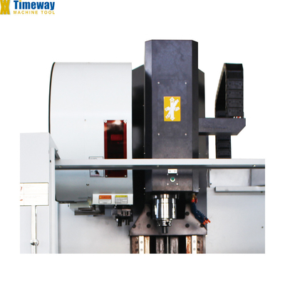 VMC1370L CNC-verticale freesmachine met 3 assen en 24/24/15 m/min snelle toevoersnelheid