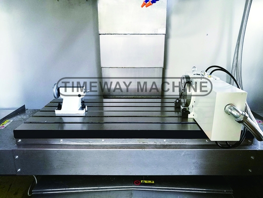 700 mm Tafelreis VMC1270L Verticale freesmachine met hoge stijfheid voor CNC-bewerking