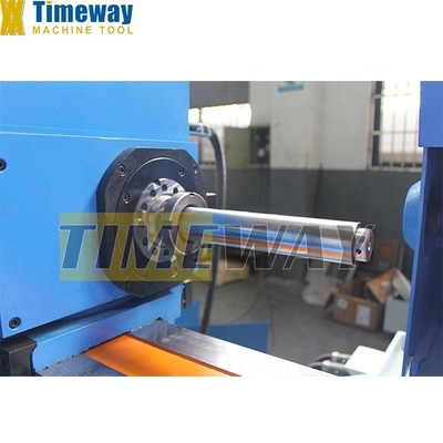UG-200 x 500 universele cilindrische slijper met 500/750 mm afstand tussen de centra