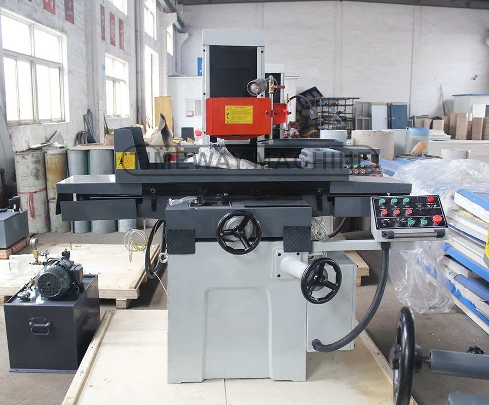 1.5kW vermogen hydraulische oppervlakte slijpmachine zadel bewegende type 850 kg gewicht