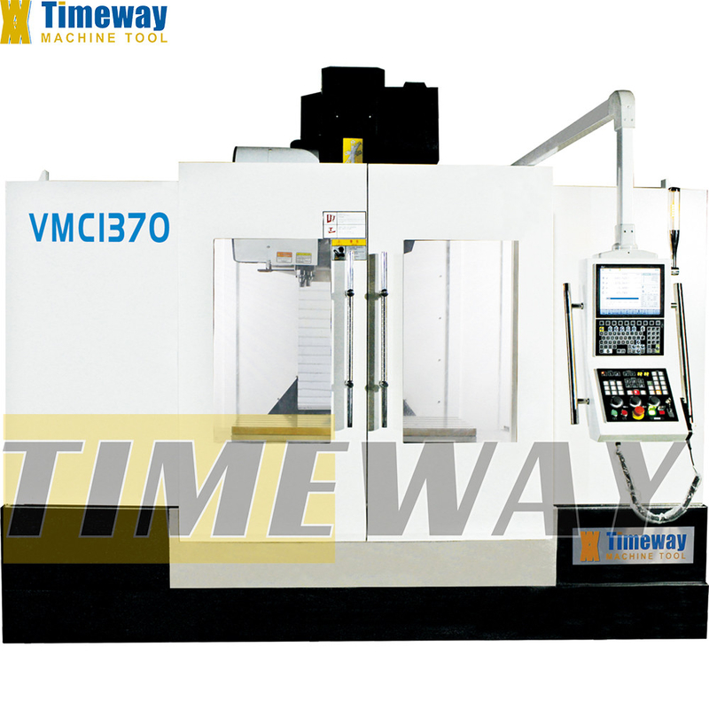 1360x700 Tafelgrootte 3-assige VMC1370 Verticaal Bewerkingscentrum Machine CNC freesmachine